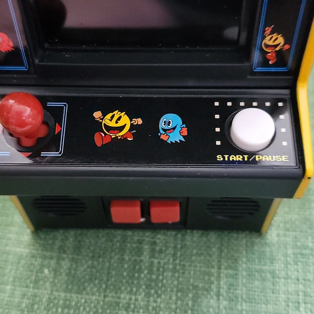 Mini Pac-Man Arcade Game - Black